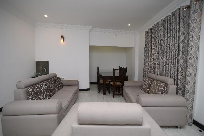 Oyo 256 Subash Hotel Jaffna Luaran gambar
