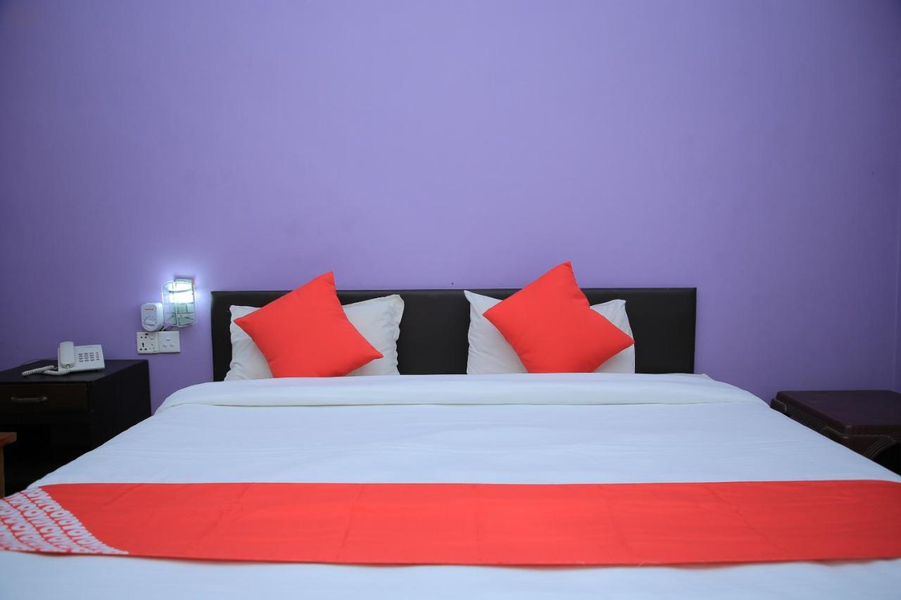 Oyo 256 Subash Hotel Jaffna Luaran gambar