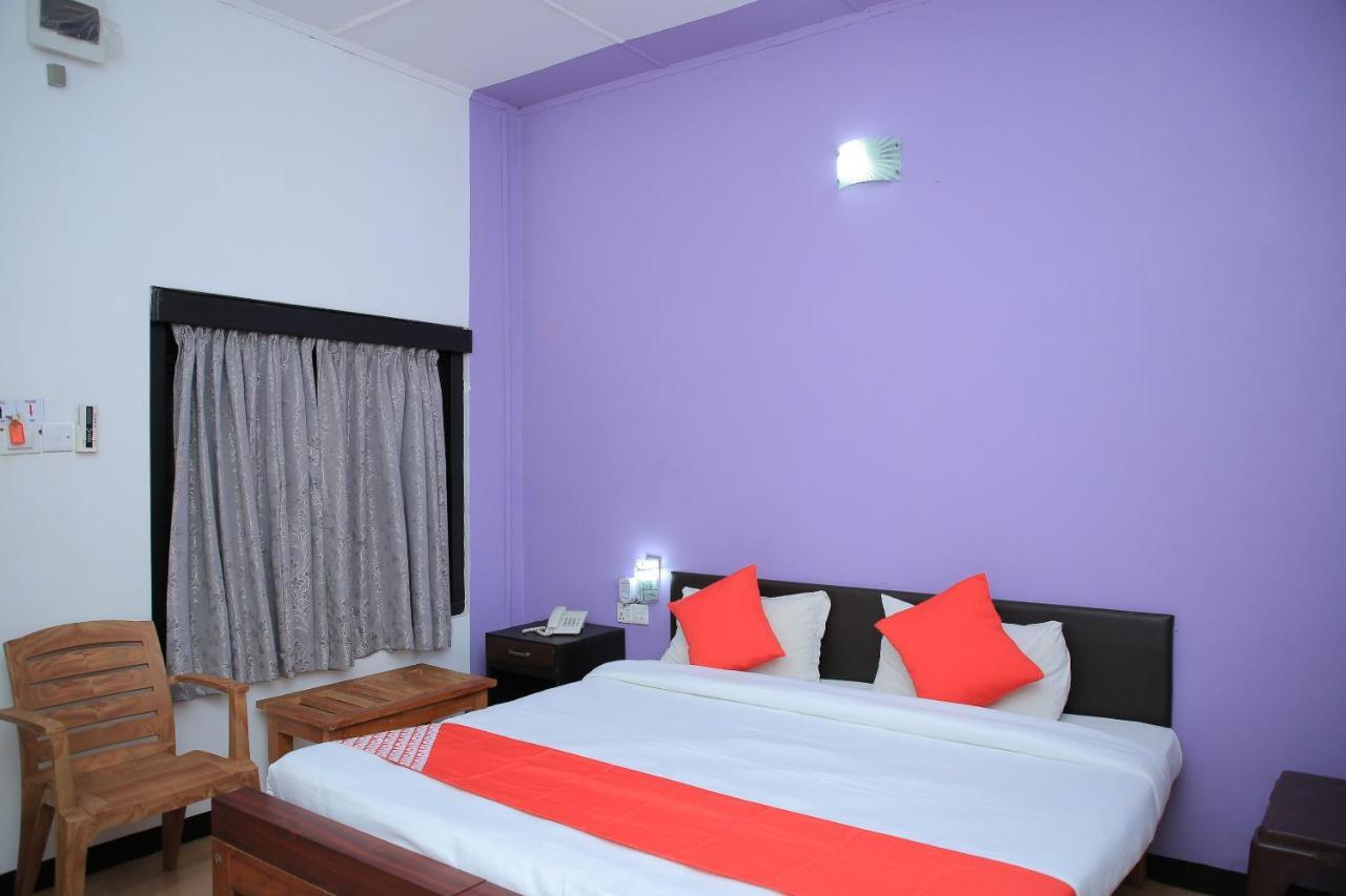 Oyo 256 Subash Hotel Jaffna Luaran gambar
