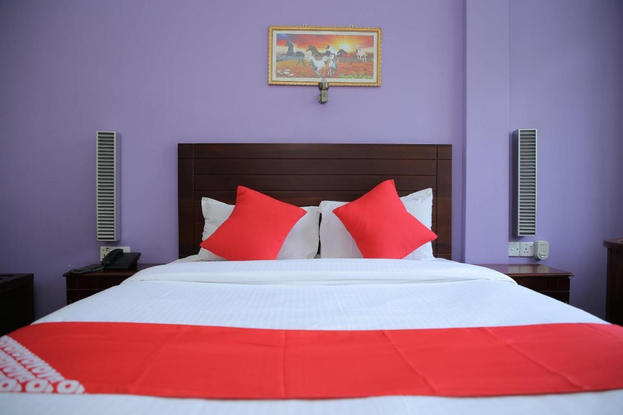 Oyo 256 Subash Hotel Jaffna Luaran gambar